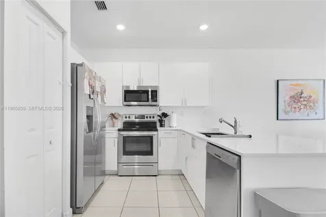 656 NW 203rd Terrace Miami Gardens FL 33169