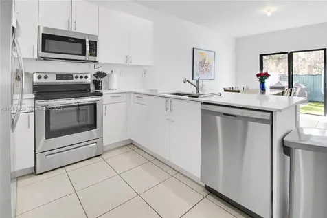 656 NW 203rd Terrace Miami Gardens FL 33169