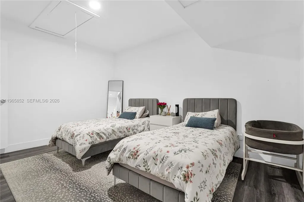 7635 W Sierra Terrace W Boca Raton FL 33433