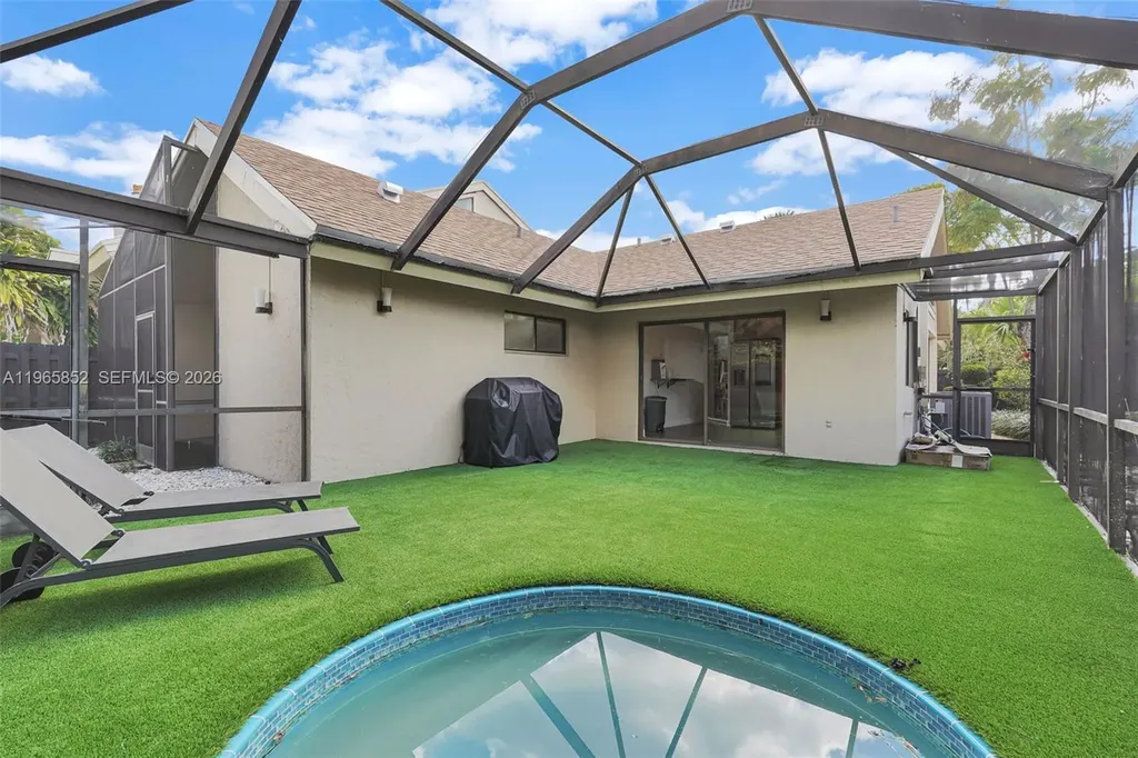 7635 W Sierra Terrace W Boca Raton FL 33433