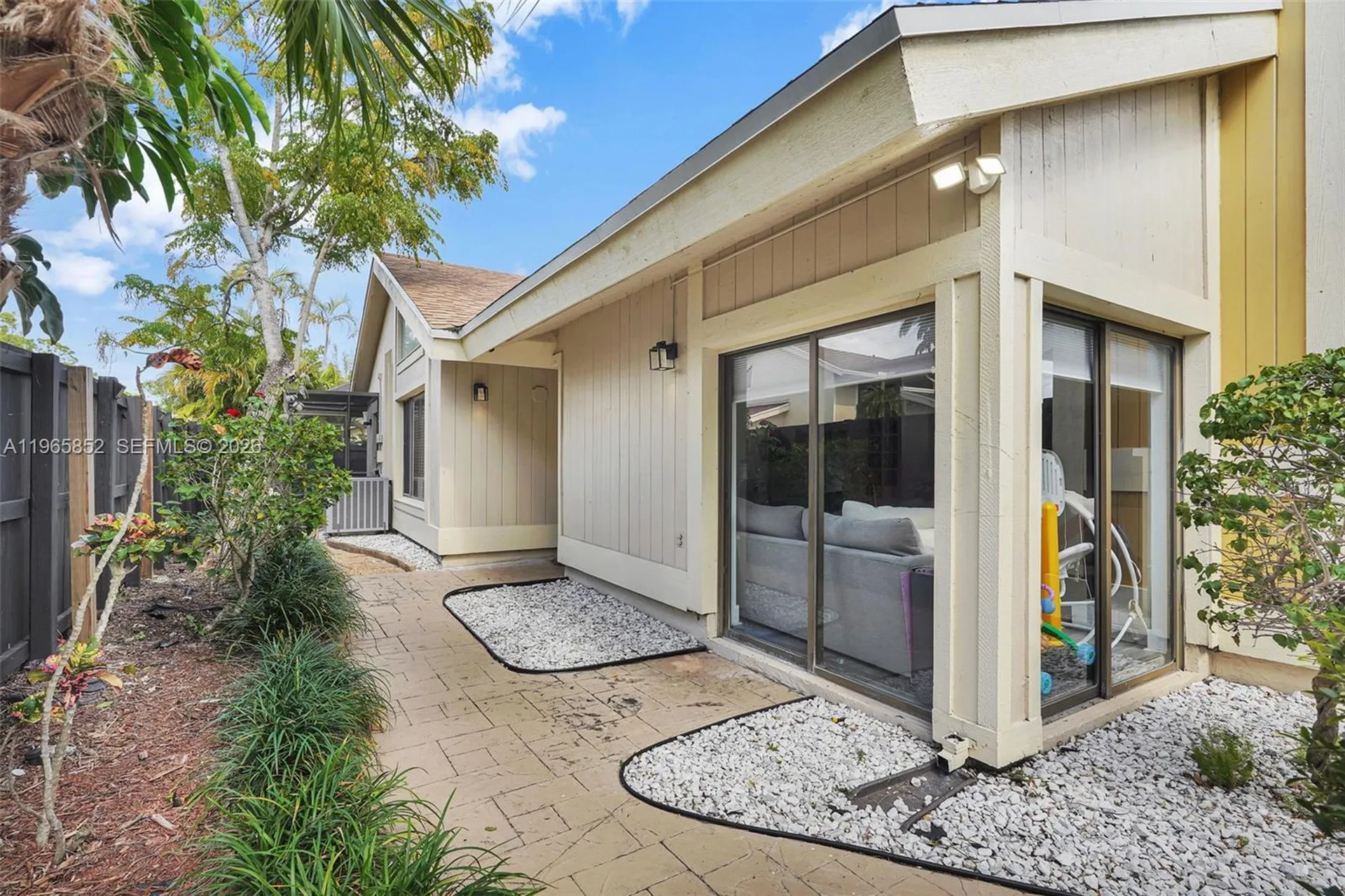 7635 W Sierra Terrace W Boca Raton FL 33433