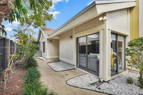 7635 W Sierra Terrace W Boca Raton FL 33433