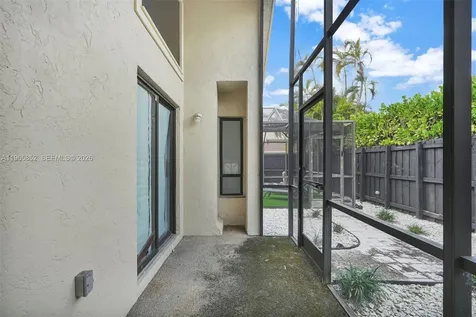 7635 W Sierra Terrace W Boca Raton FL 33433