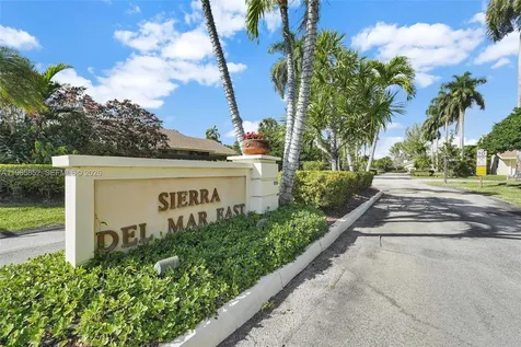 7635 W Sierra Terrace W Boca Raton FL 33433
