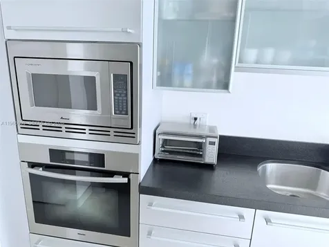 18201 Collins Avenue Sunny Isles Beach FL 33160