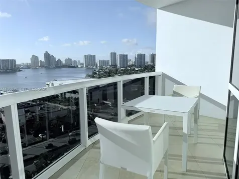 18201 Collins Avenue Sunny Isles Beach FL 33160