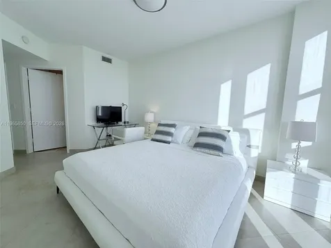 18201 Collins Avenue Sunny Isles Beach FL 33160