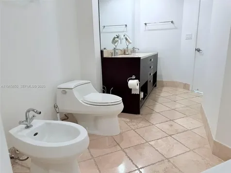 18201 Collins Avenue Sunny Isles Beach FL 33160