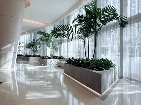 18201 Collins Avenue Sunny Isles Beach FL 33160