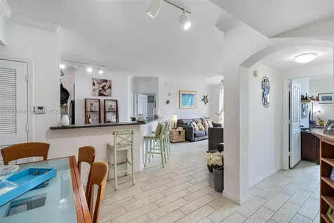9172 Collins Avenue Surfside FL 33154