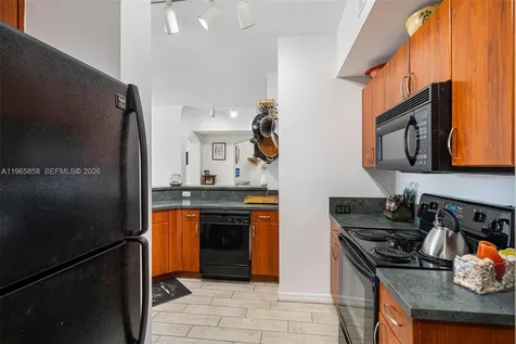 9172 Collins Avenue Surfside FL 33154