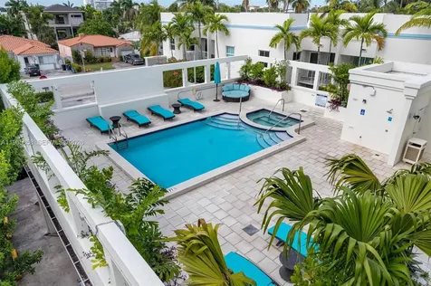 9172 Collins Avenue Surfside FL 33154
