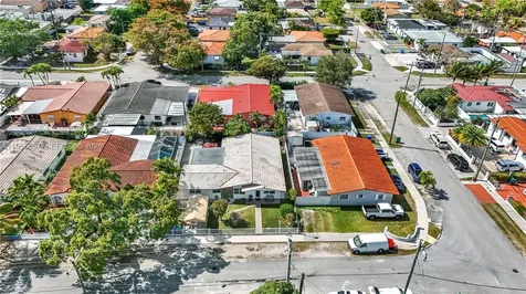 606 SW 58th Court Miami FL 33144