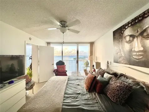 7601 E Treasure Drive North Bay Village FL 33141