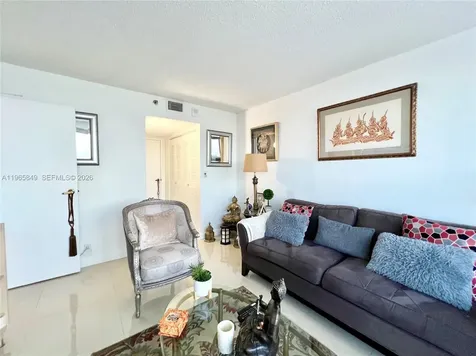 7601 E Treasure Drive North Bay Village FL 33141