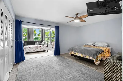 408 Southampton A West Palm Beach FL 33417