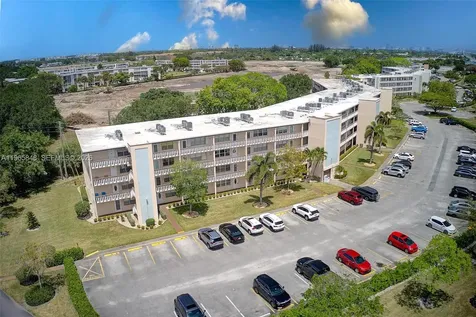 408 Southampton A West Palm Beach FL 33417