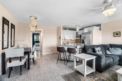 408 Southampton A West Palm Beach FL 33417
