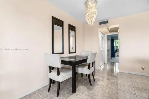 408 Southampton A West Palm Beach FL 33417
