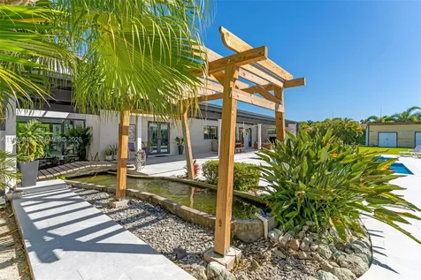 17150 SW 274th Street Homestead FL 33031