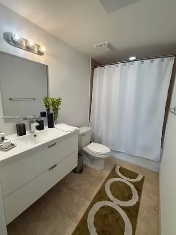 350 S Miami Avenue Miami FL 33130