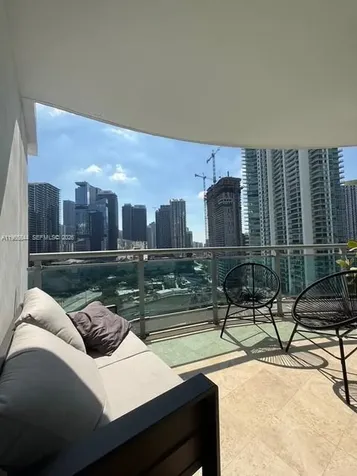 350 S Miami Avenue Miami FL 33130