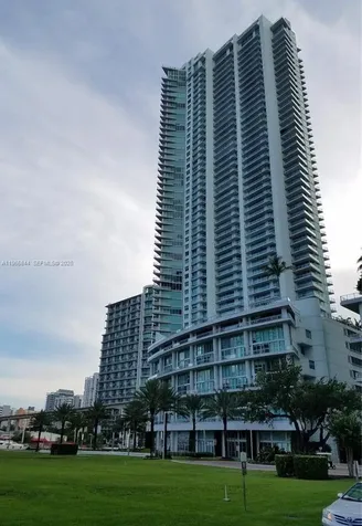 350 S Miami Avenue Miami FL 33130