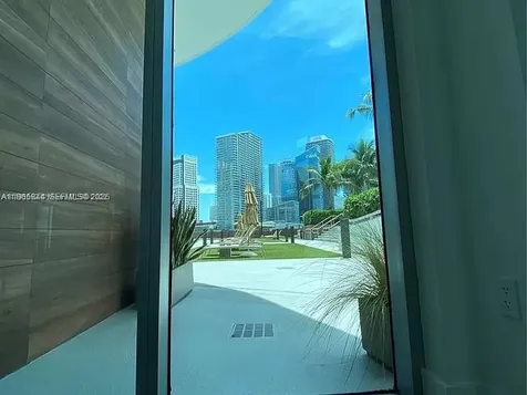 350 S Miami Avenue Miami FL 33130