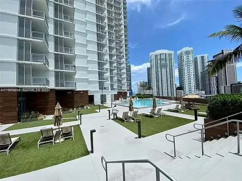 350 S Miami Avenue Miami FL 33130