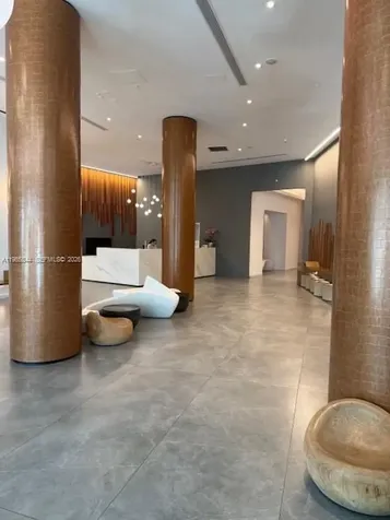 350 S Miami Avenue Miami FL 33130