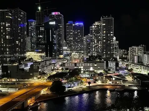 350 S Miami Avenue Miami FL 33130