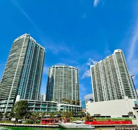 350 S Miami Avenue Miami FL 33130