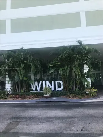 350 S Miami Avenue Miami FL 33130