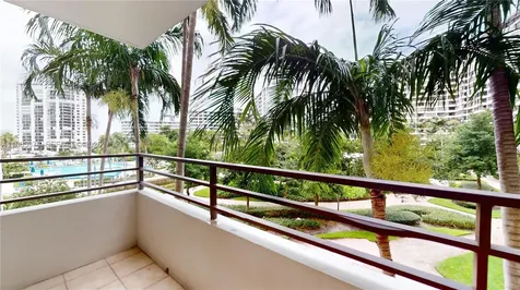 2500 Parkview Drive Hallandale Beach FL 33009