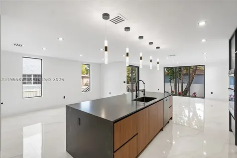 1644 NW 8th Terrace Miami FL 33125