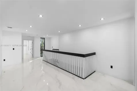 1644 NW 8th Terrace Miami FL 33125
