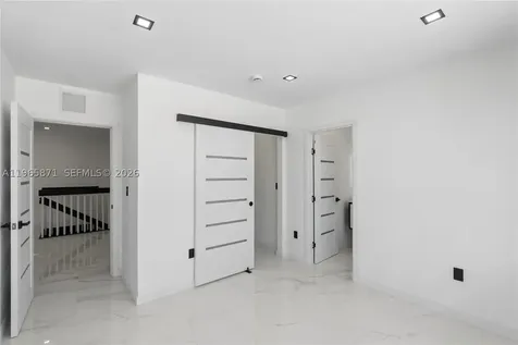 1644 NW 8th Terrace Miami FL 33125