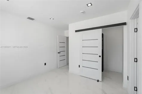 1644 NW 8th Terrace Miami FL 33125