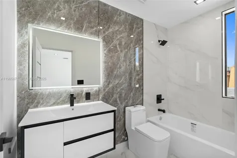 1644 NW 8th Terrace Miami FL 33125