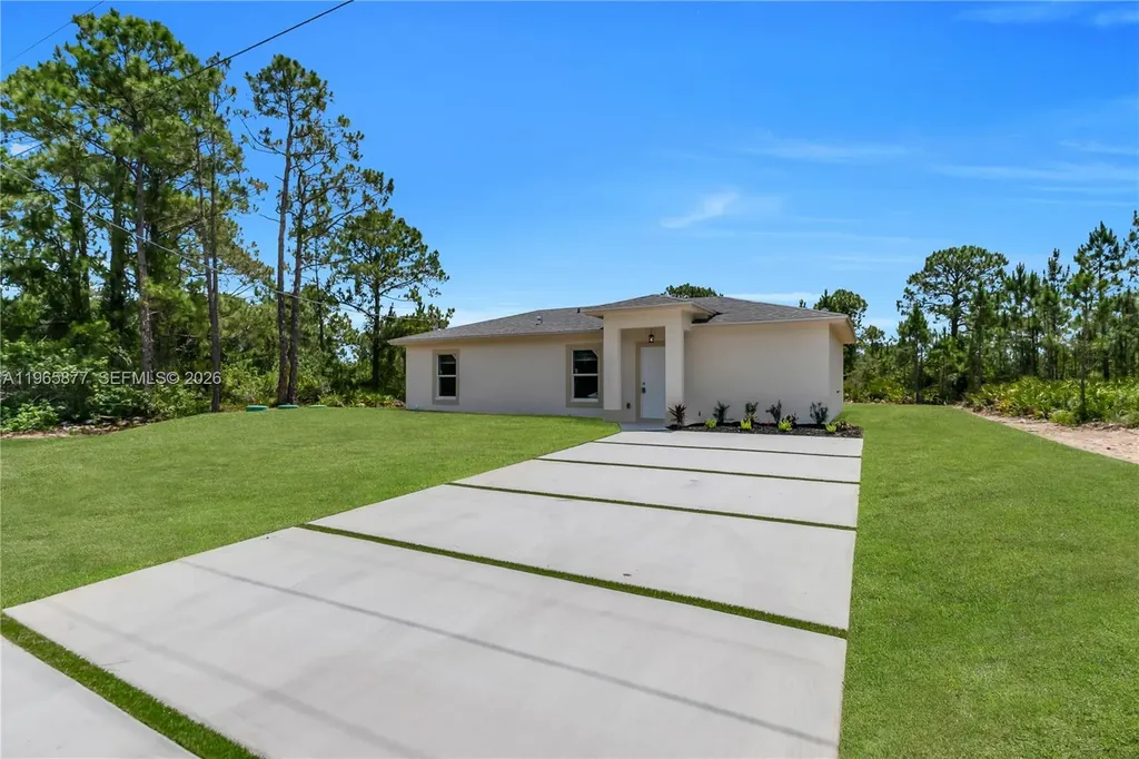 2801 42 Street W Lehigh Acres FL 33972