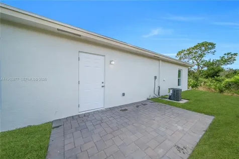 2801 42 Street W Lehigh Acres FL 33972