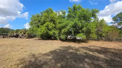 312 Horse Club Avenue Clewiston FL 33440