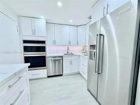 6000 NE 22nd Way Fort Lauderdale FL 33308