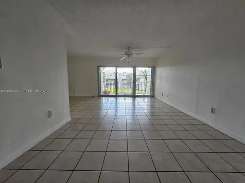 140 NW 87th Avenue Miami FL 33172