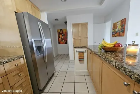 140 NW 87th Avenue Miami FL 33172