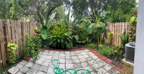 2672 SE 19th Street Homestead FL 33035