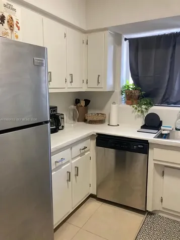 462 Golden Isles Drive Hallandale Beach FL 33009