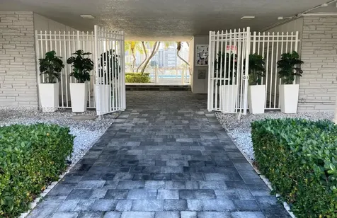 462 Golden Isles Drive Hallandale Beach FL 33009