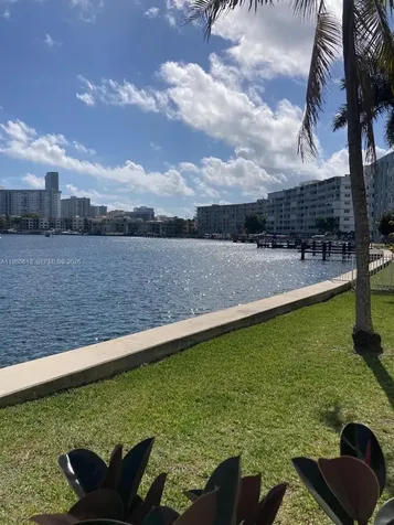 462 Golden Isles Drive Hallandale Beach FL 33009