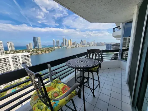 3530 Mystic Pointe Drive Aventura FL 33180